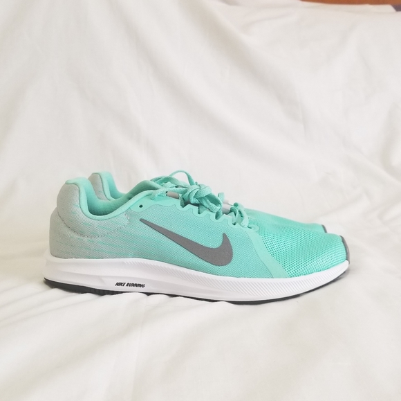 nike downshifter 8 green
